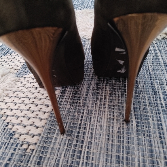Gorgeous Luis Onofre Peep Toe Heels Size 9 - Picture 4 of 11